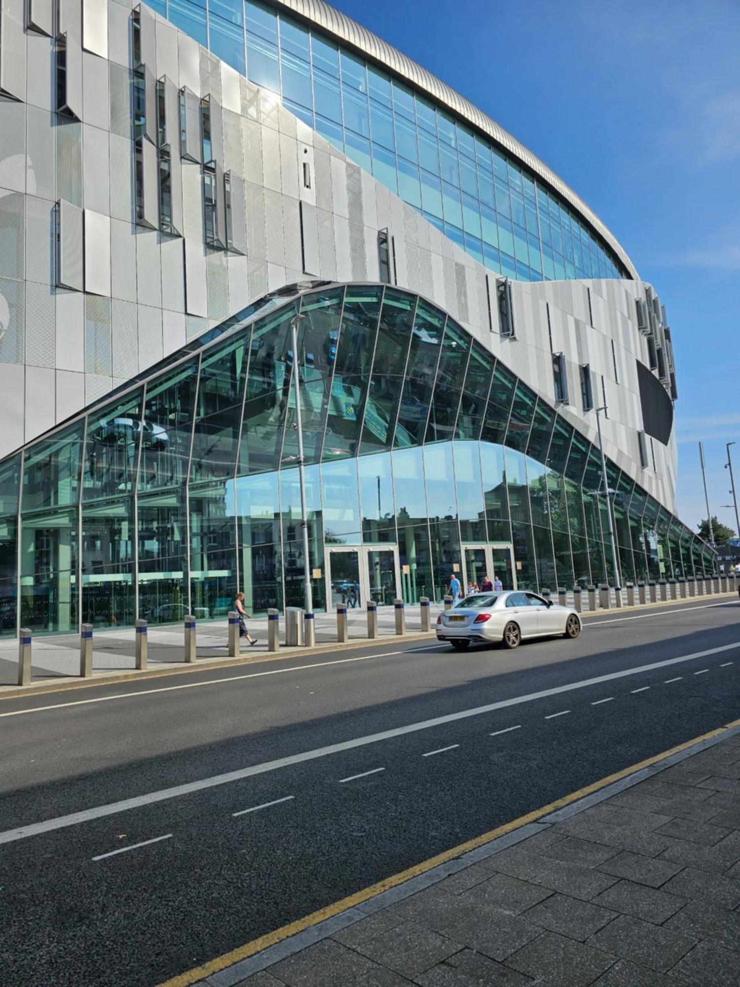 Tottenham Hotspurs Stays At The Gascoigne Suite Лондон Экстерьер фото